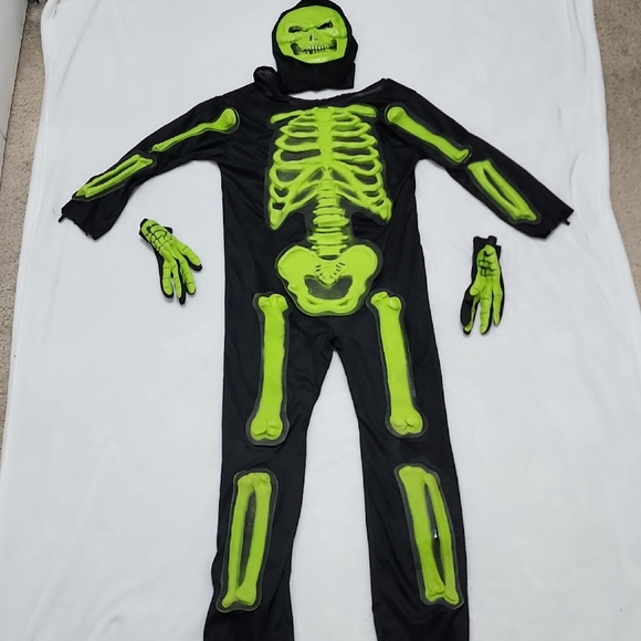 The Unbranded Brand Other - Glow-in-the-Dark Skeleton Kids Costume M 8-10